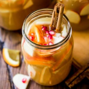 APPLE CIDER AUTUMN SANGRIA