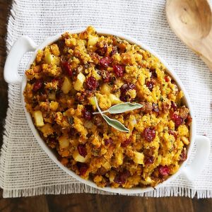 CRANBERRY CORNBREAD STUFFING